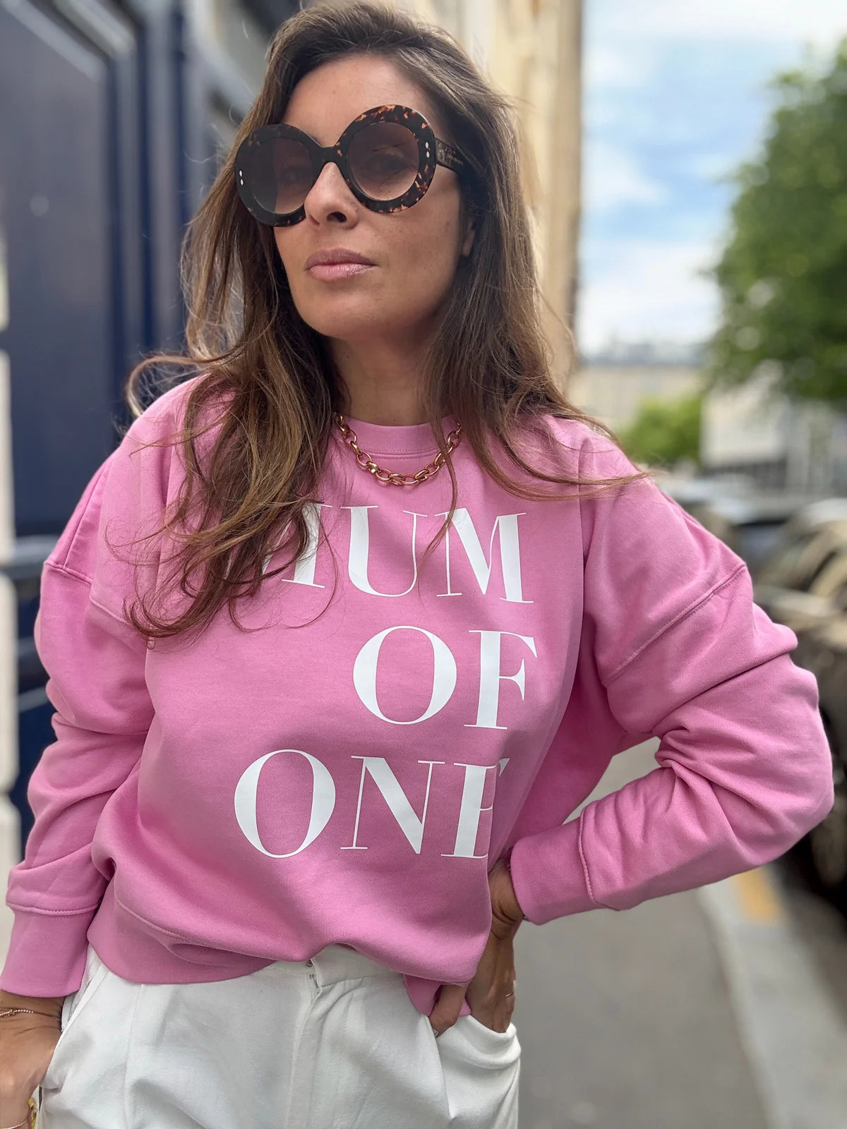 A Sweat-shirt ROSE MUM OF FOUR ( coupe courte)
