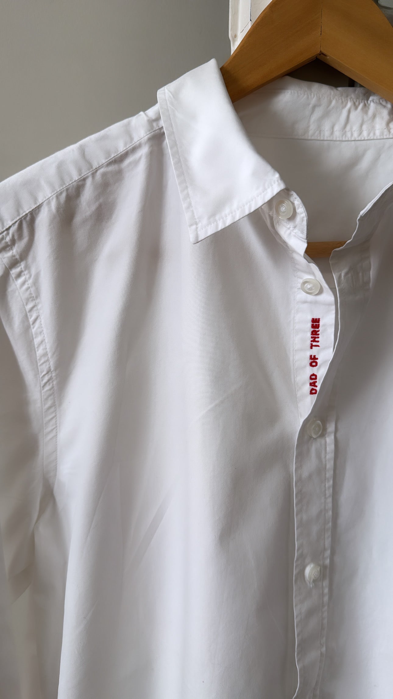 CHEMISE BLANCHE Brodée rouge DAD OF X SALOMÉ