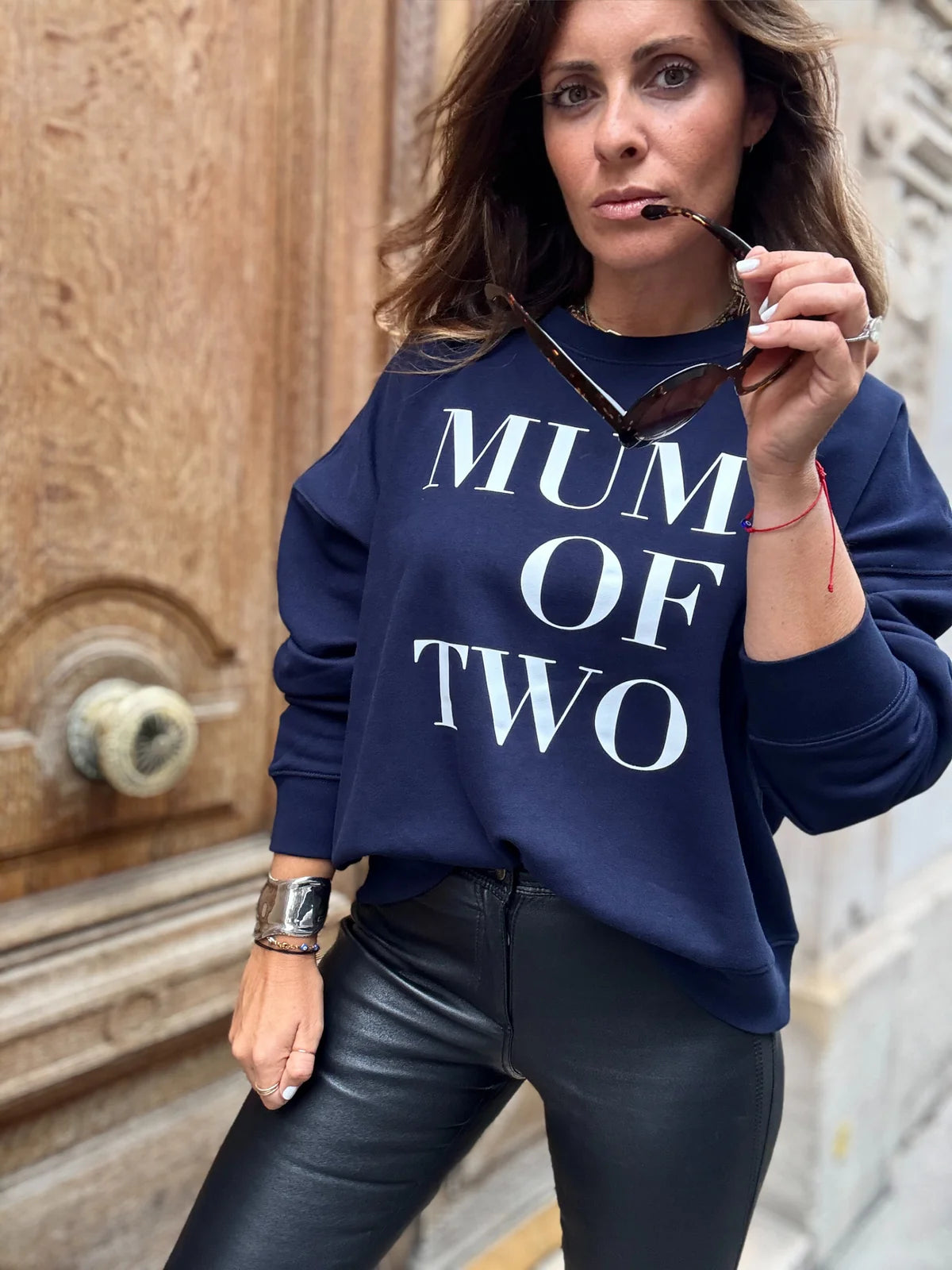 A Sweat-shirt BLEU MARINE MUM OF TWO ( coupe courte)