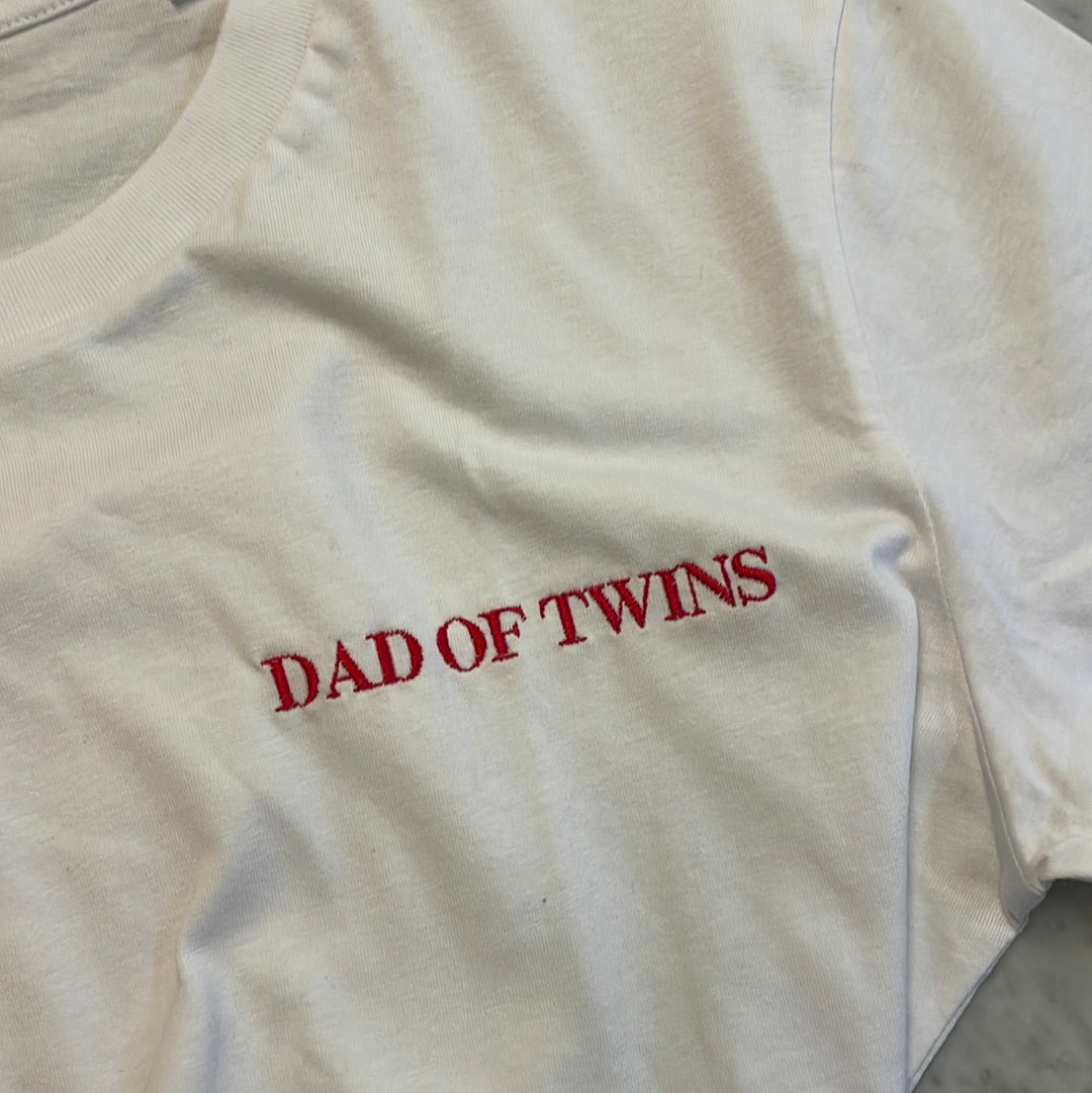 A T Shirt BRODÉ DAD OF TWINS