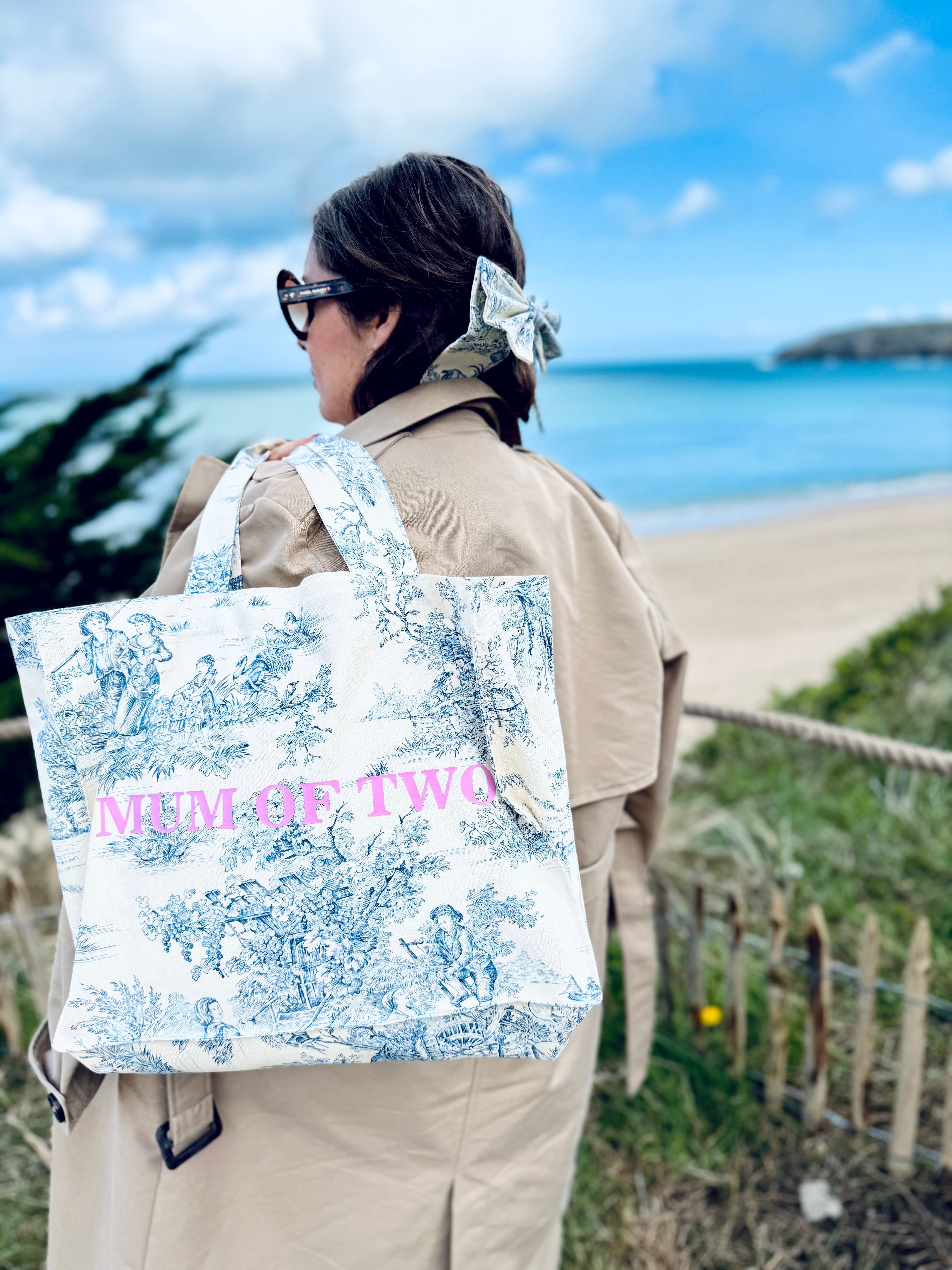 DAILY BAG XXL BLEU IMPRIMÉ ROSE