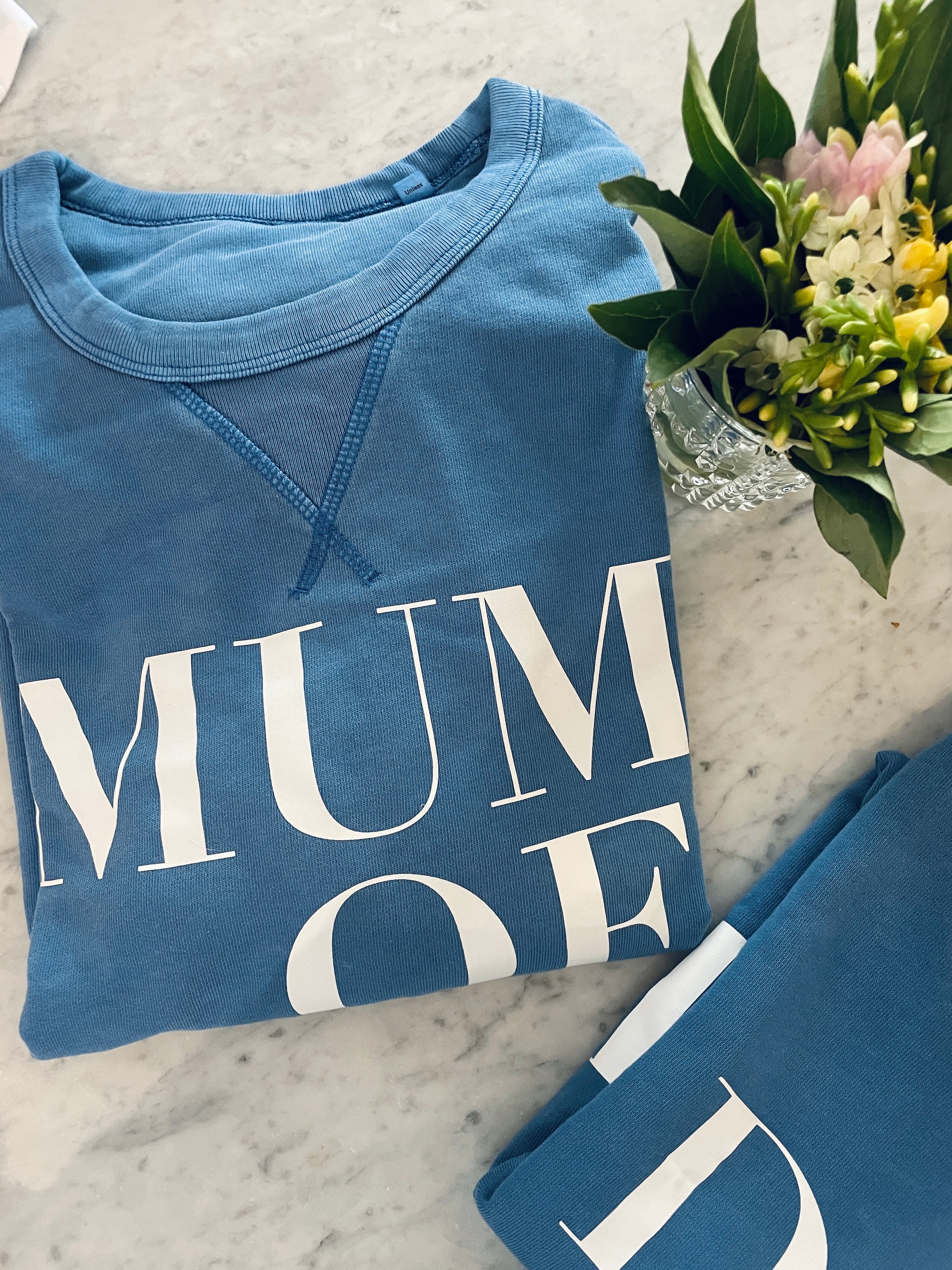 A VINTAGE BLUE MUM OF ONE Sweatshirt
