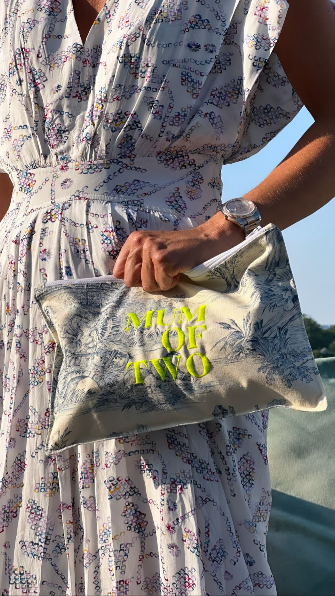 MUM OF BLUE AND FLUORESCENT YELLOW pouch
