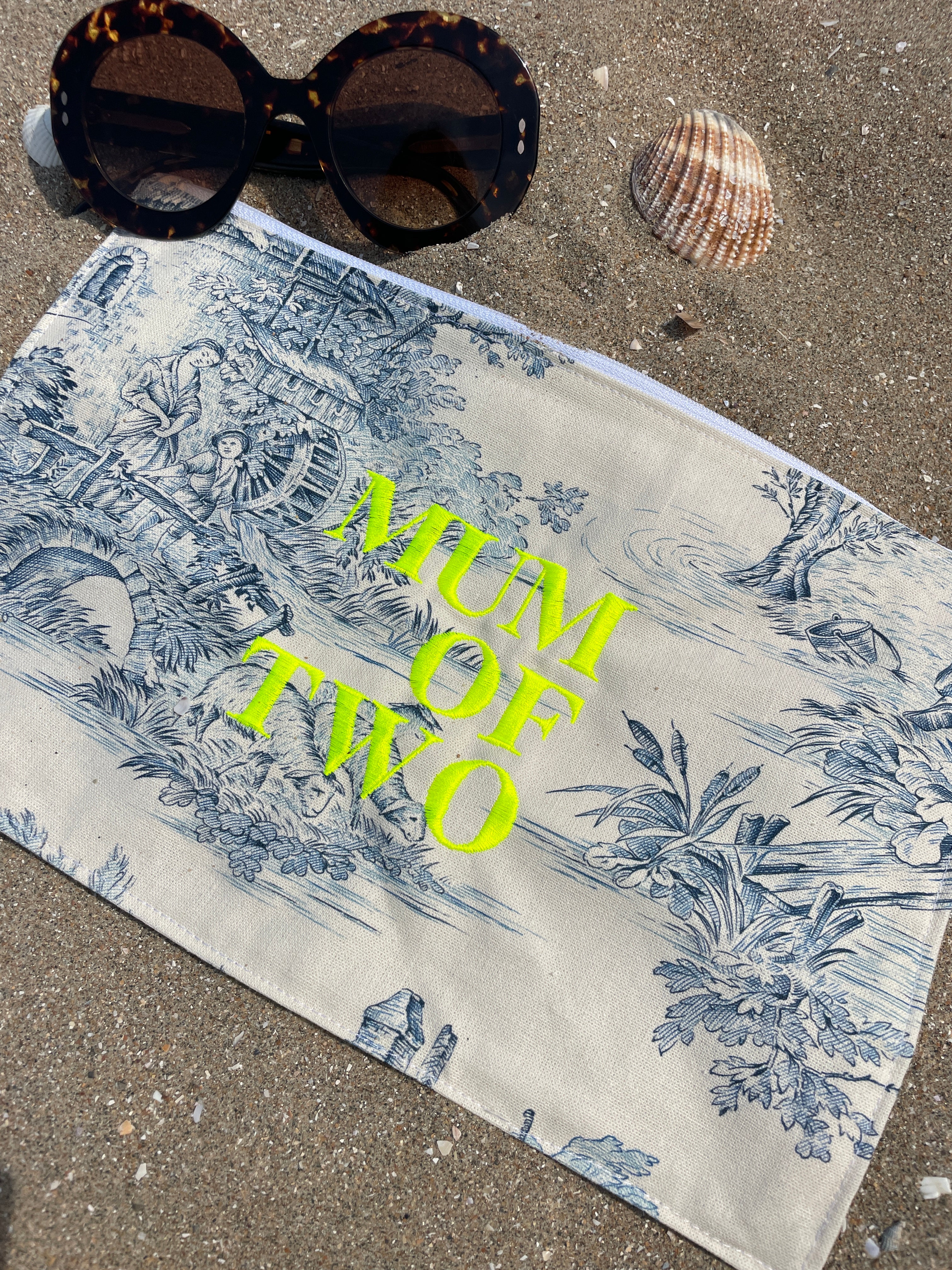 MUM OF BLUE AND FLUORESCENT YELLOW pouch