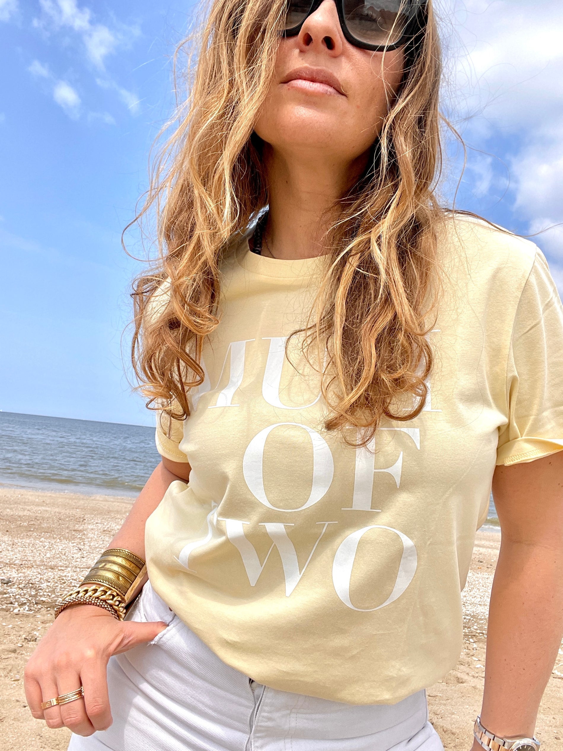 A T shirt JAUNE PASTEL MUM OF TWO