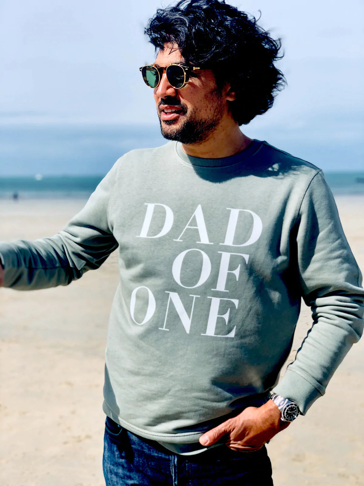 A Sweat-shirt KAKI DAD OF THREE