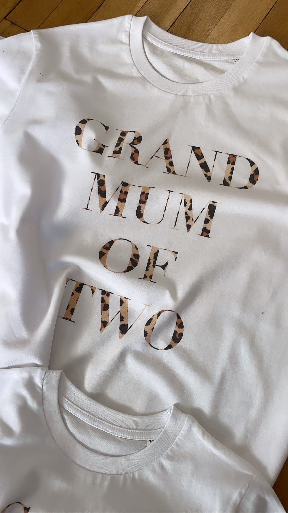 T-SHIRT LÉOPARD GRANDMUM OF ONE, TWO, THREE...