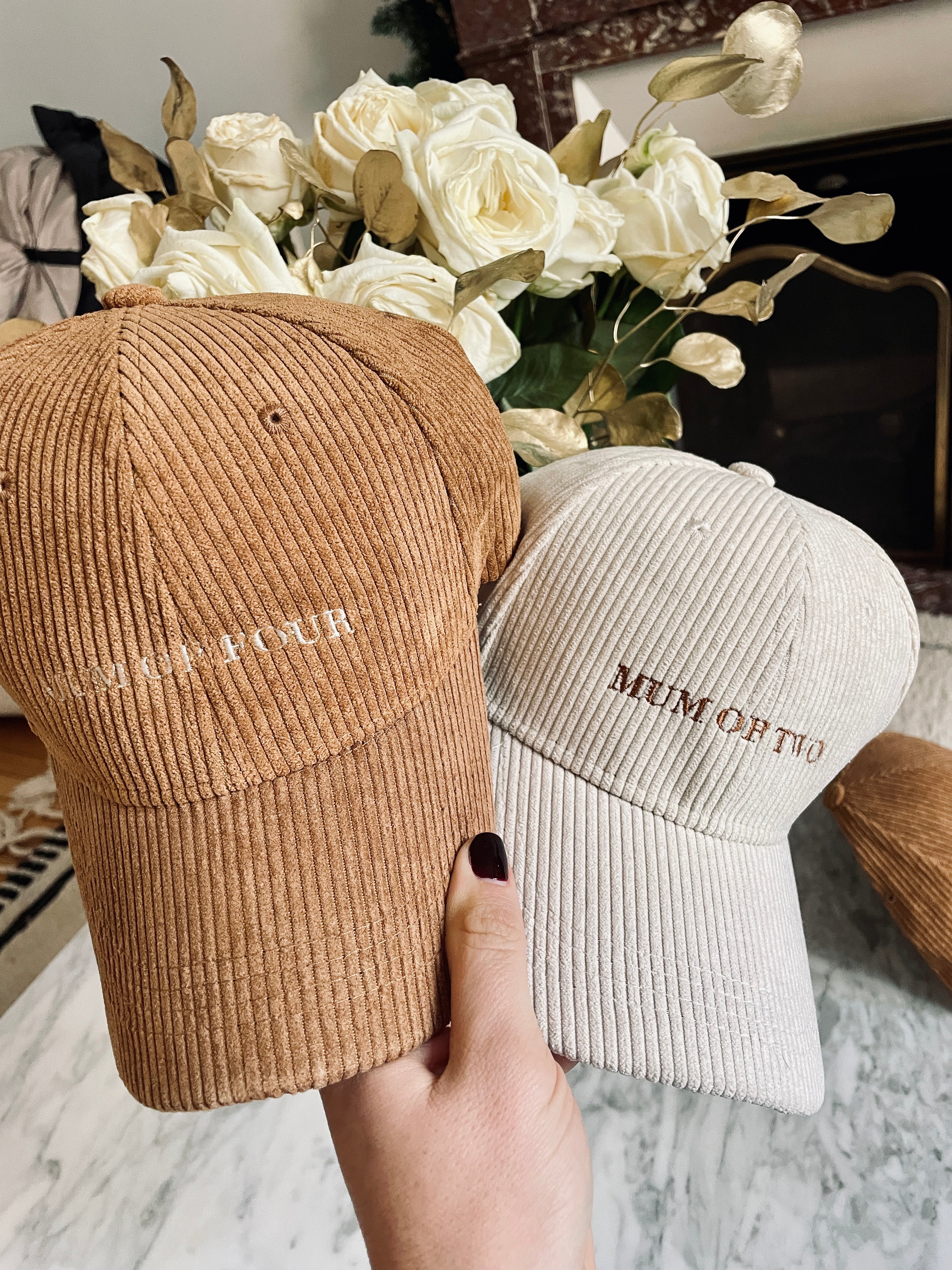 CASQUETTE VELOURS ÉCRU MUM OF