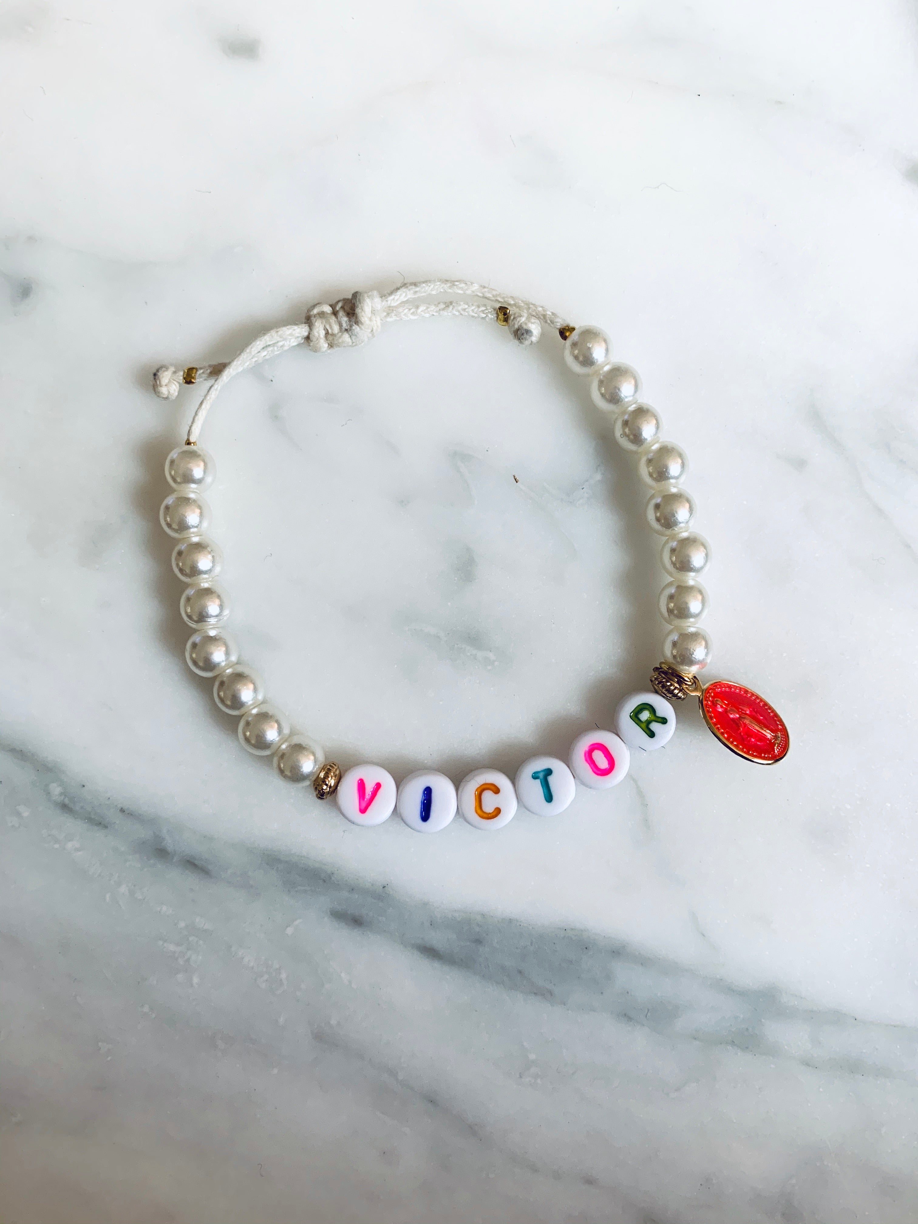 BRACELET PRÉNOMS - PERSONNALISABLE