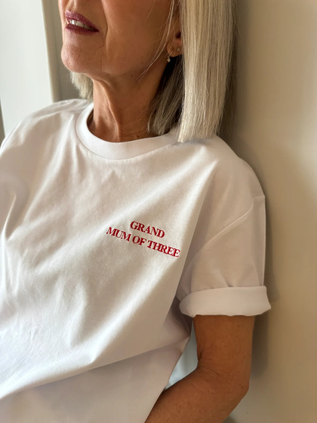 A T shirt GRAND MUM OF TEN BRODÉ ROUGE