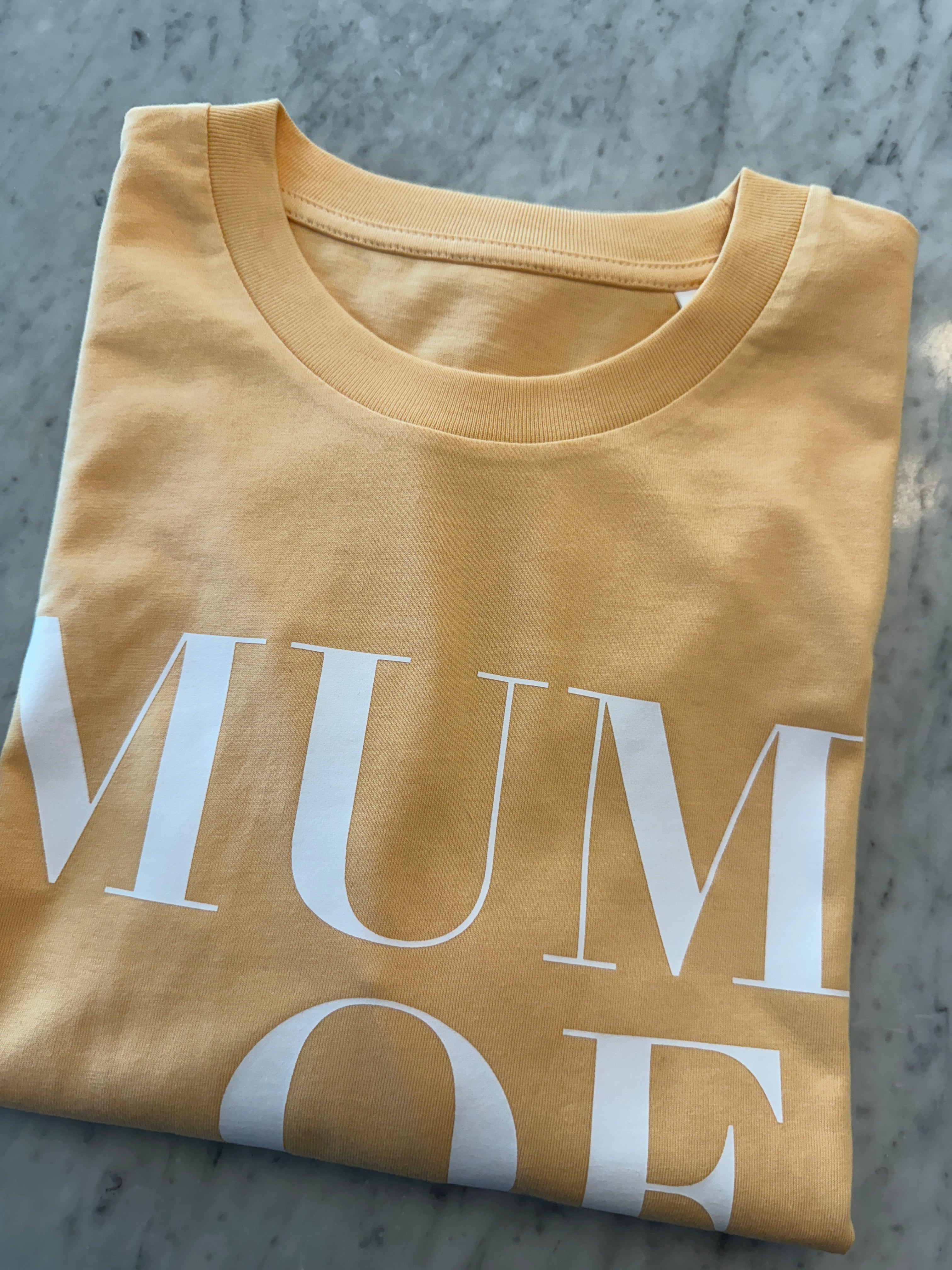 A T Shirt YELLOW MUM OF ONE