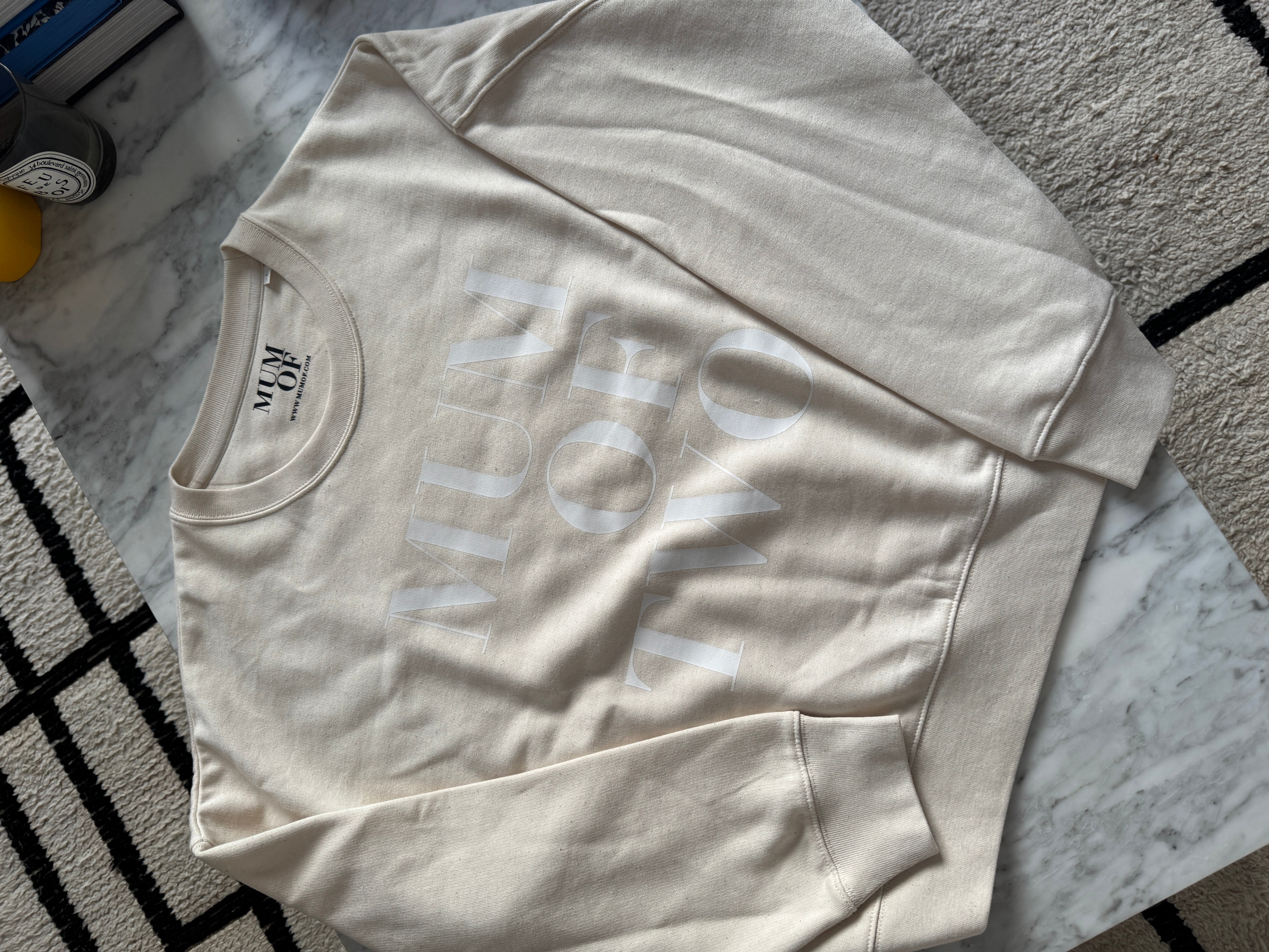 A Sweat-shirt IVOIRE MUM OF TWO ( coupe courte) (Copie)