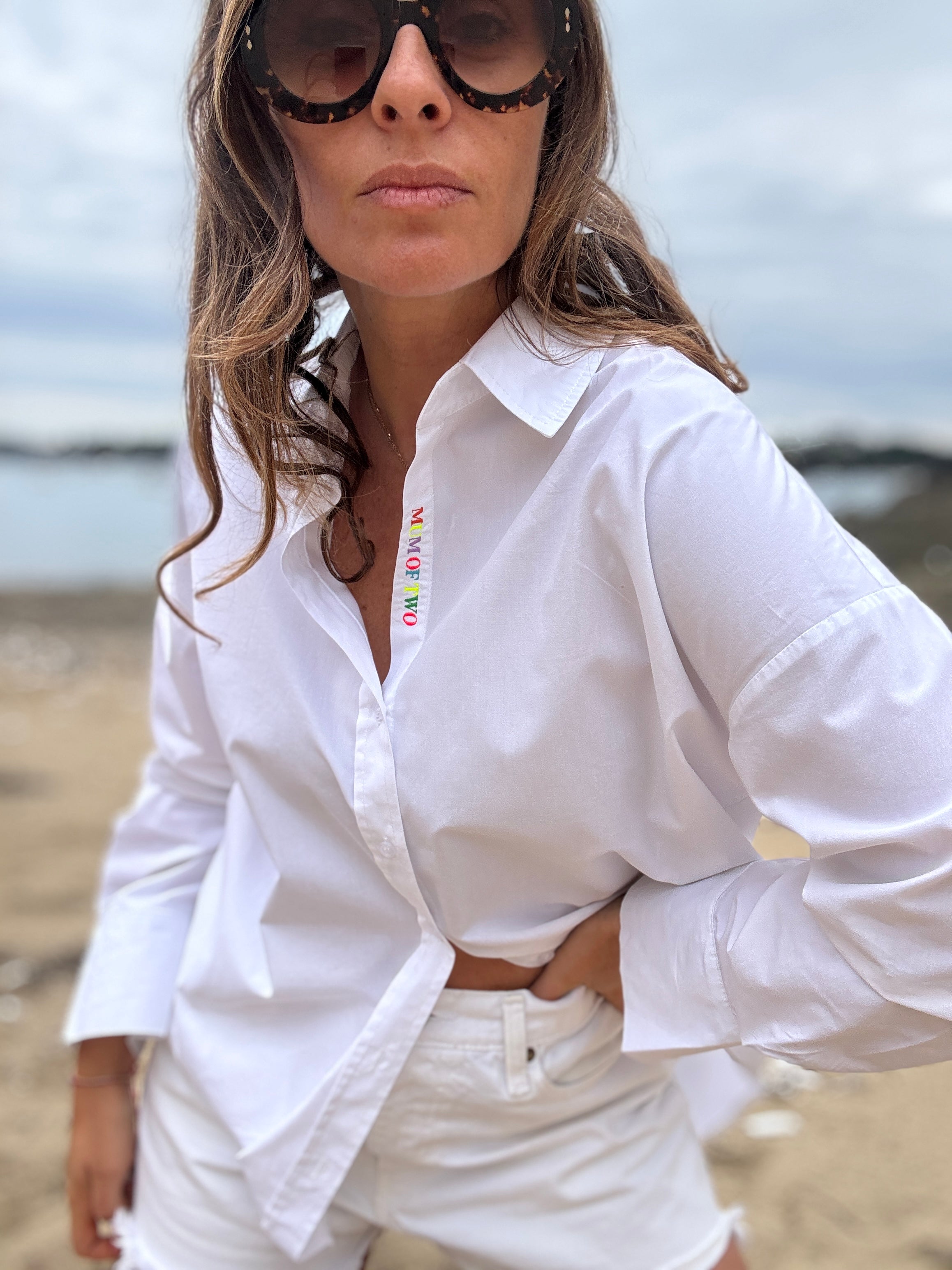 CHEMISE BRODÉE RAINBOW MUM OF