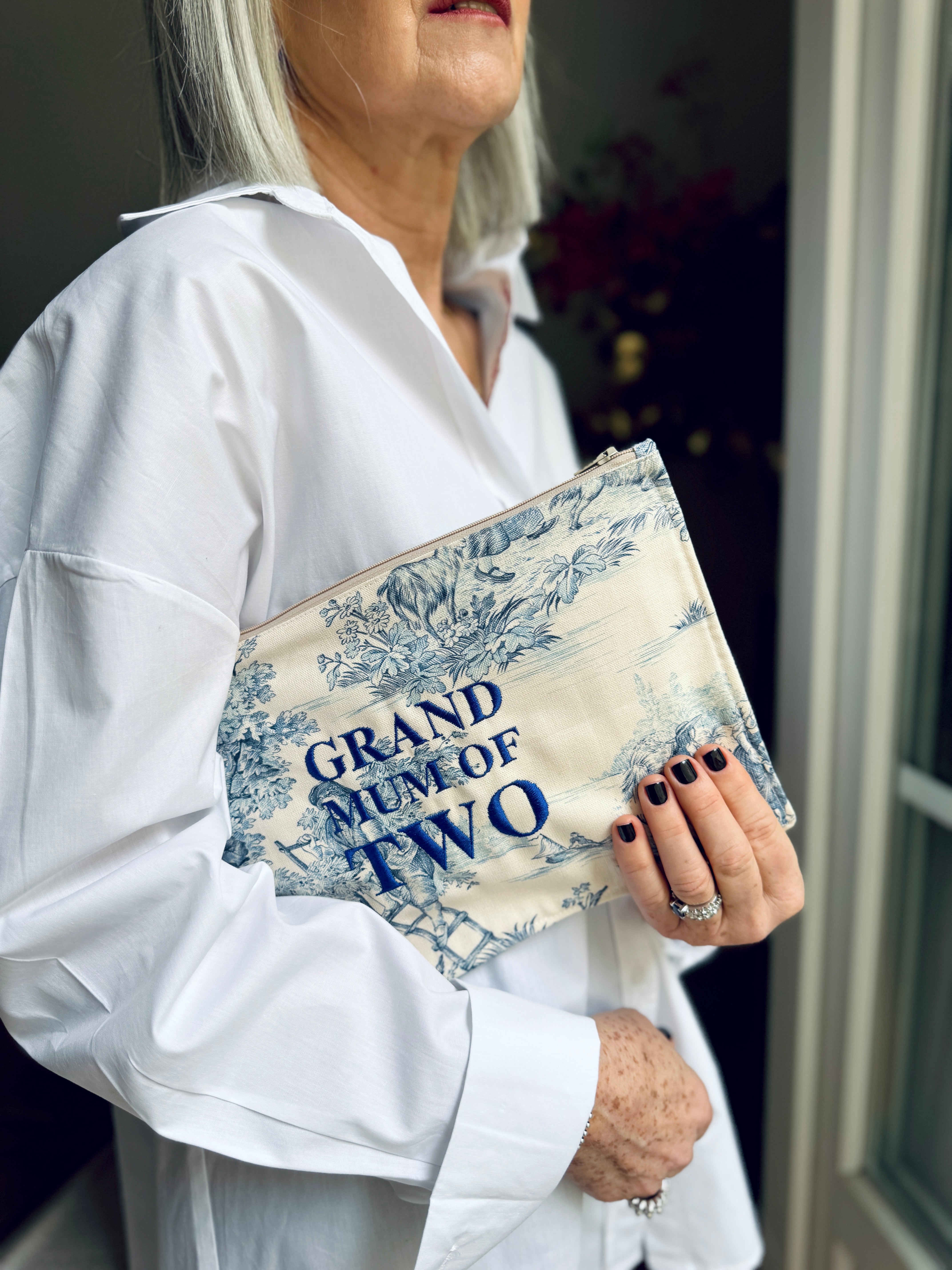 POCHETTE GRANDMUM BLEU Borderie BLEU