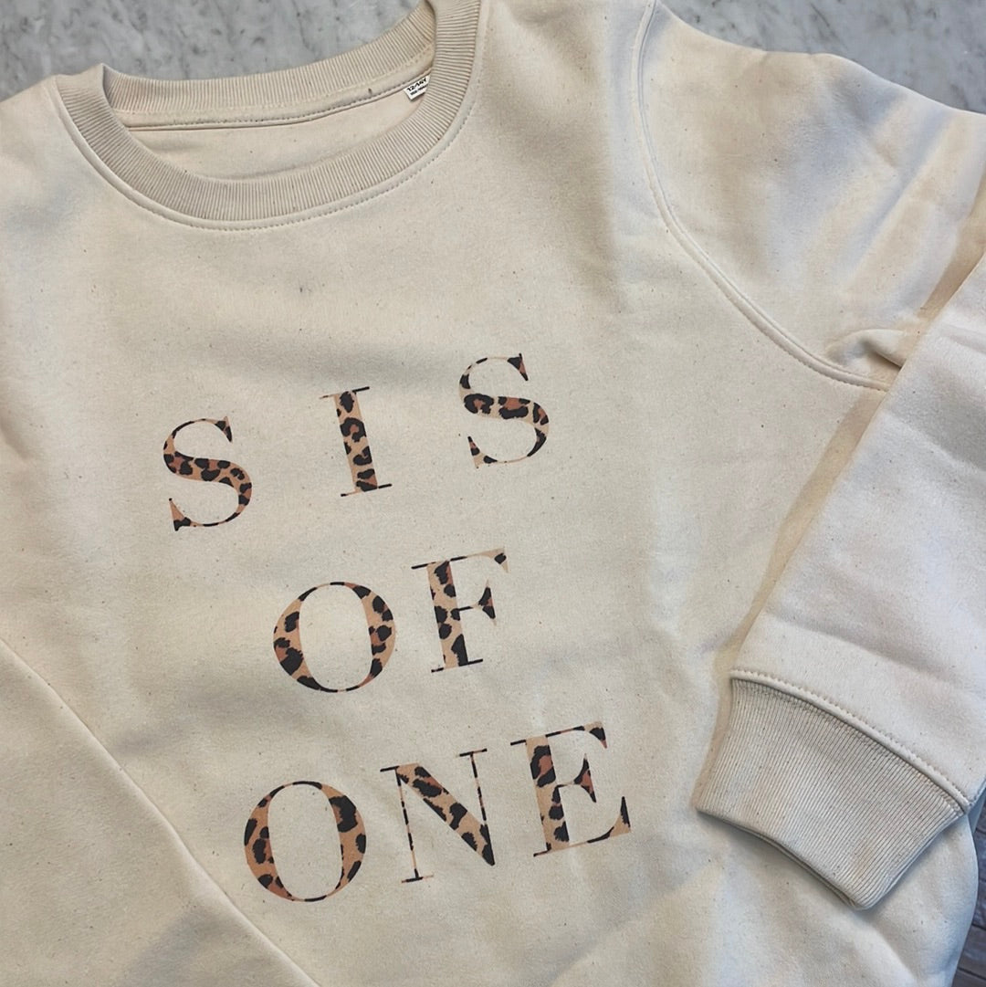 A SWEAT-SHIRT SISTER OF ONE 12/14ans