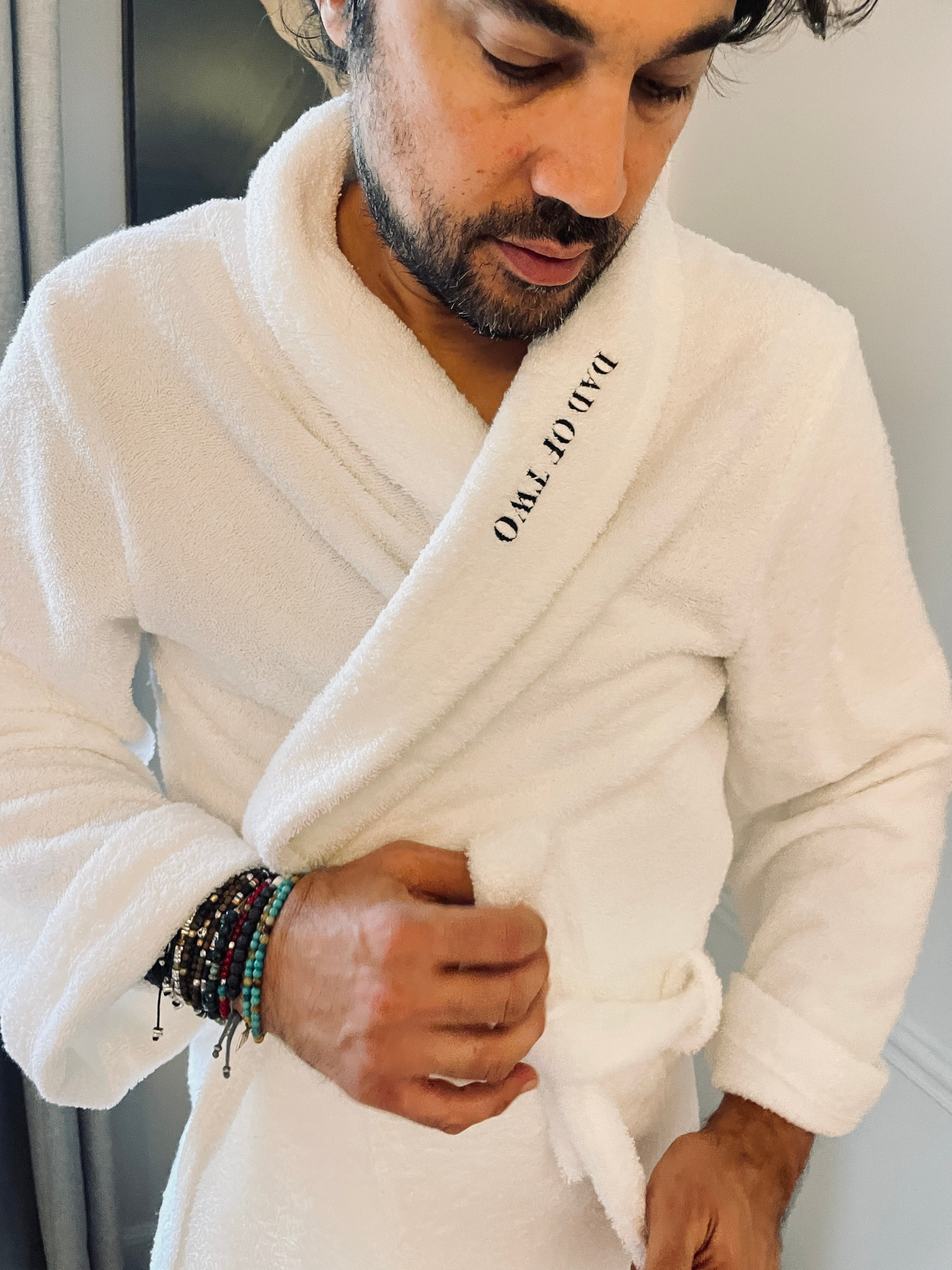 DAD OF EMBROIDERED BATHROBE