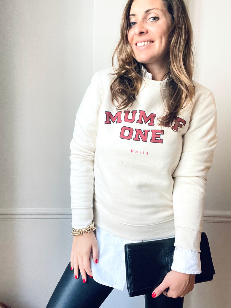 A Sweat-shirt UNIVERSITY MUM OF THREE