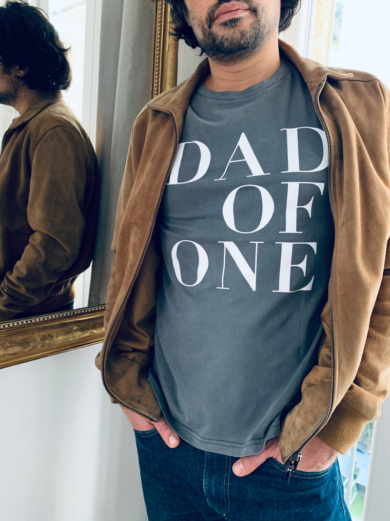 T-SHIRT ANTHRACITE VINTAGE DAD OF ONE, DAD OF TWO, DAD OF THREE, DAD OF FOUR...